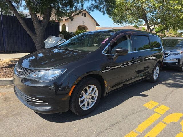 2017 CHRYSLER Pacifica