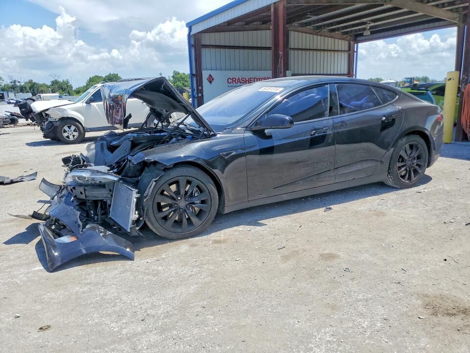 2015 TESLA Model S