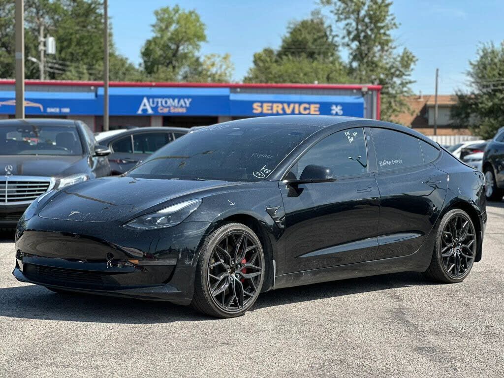 2023 TESLA Model 3