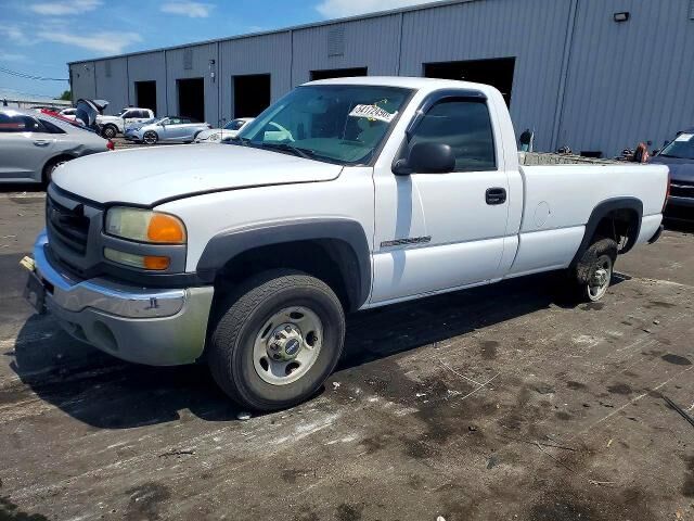 2005 GMC Sierra