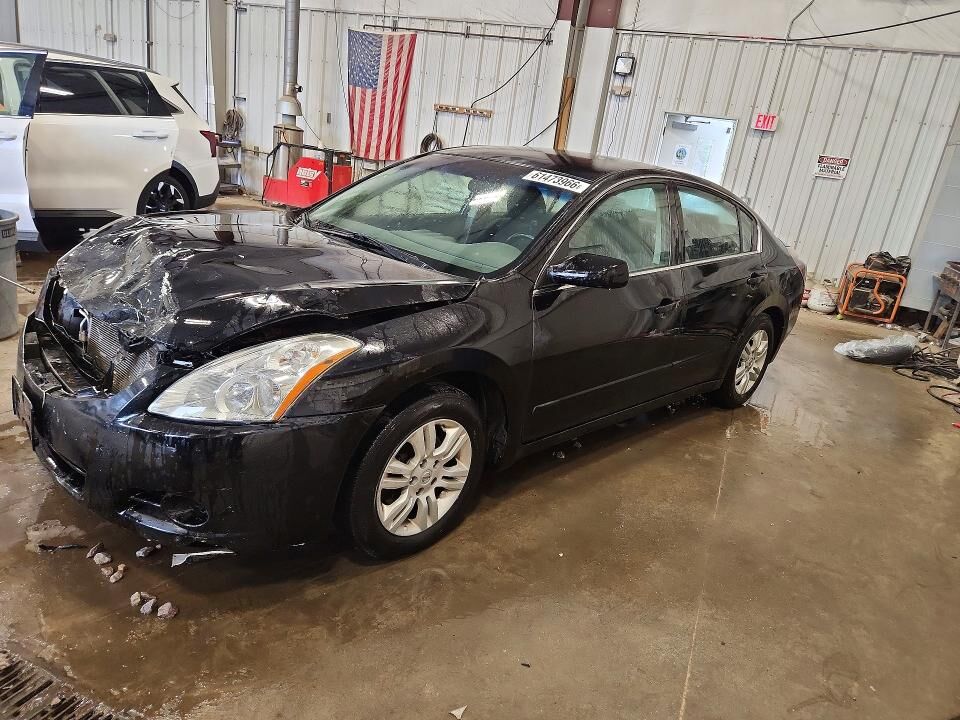 2012 NISSAN Altima