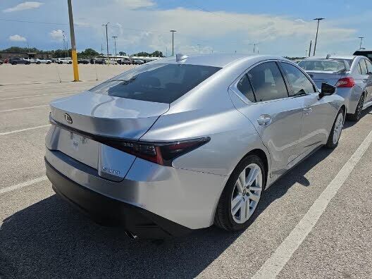 2024 LEXUS IS
