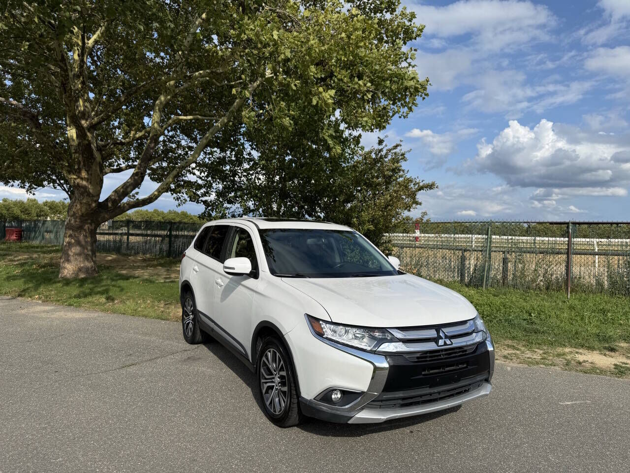 2017 MITSUBISHI Outlander