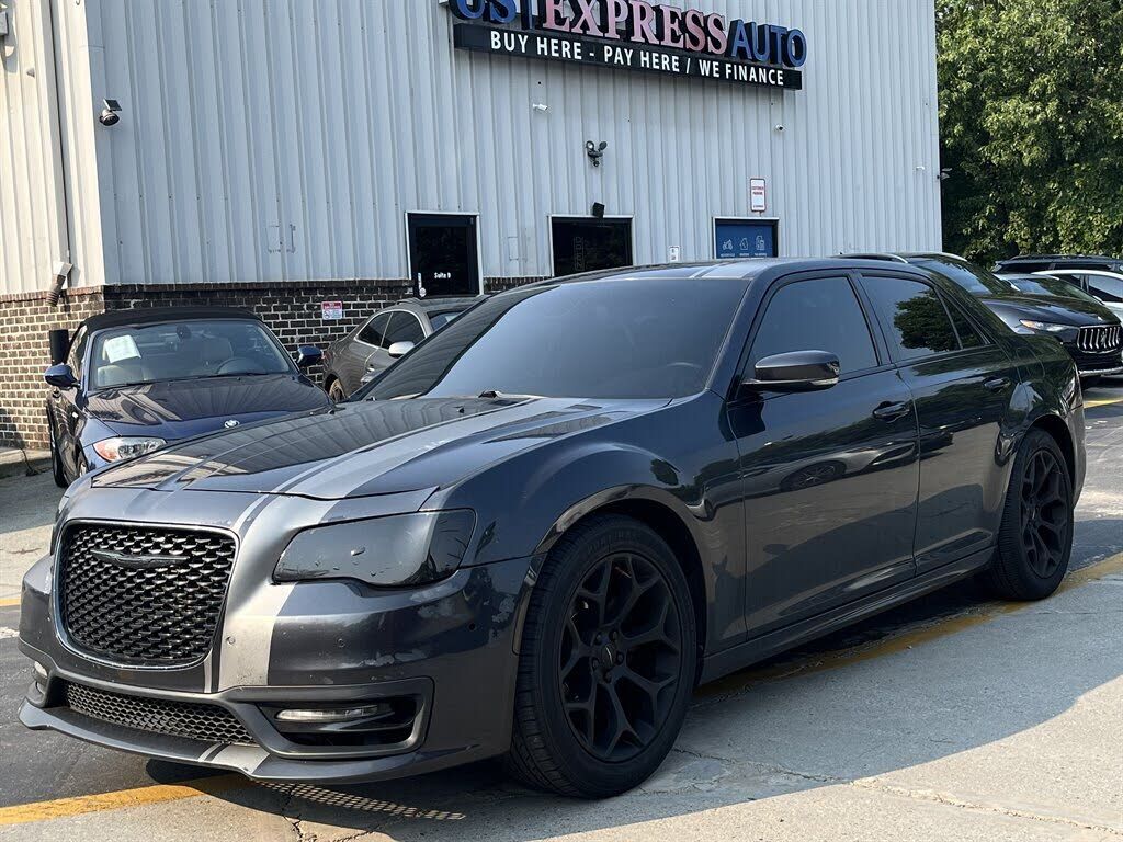 2018 CHRYSLER 300