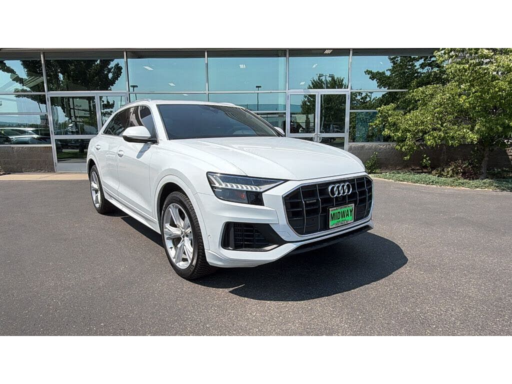 2020 AUDI Q8