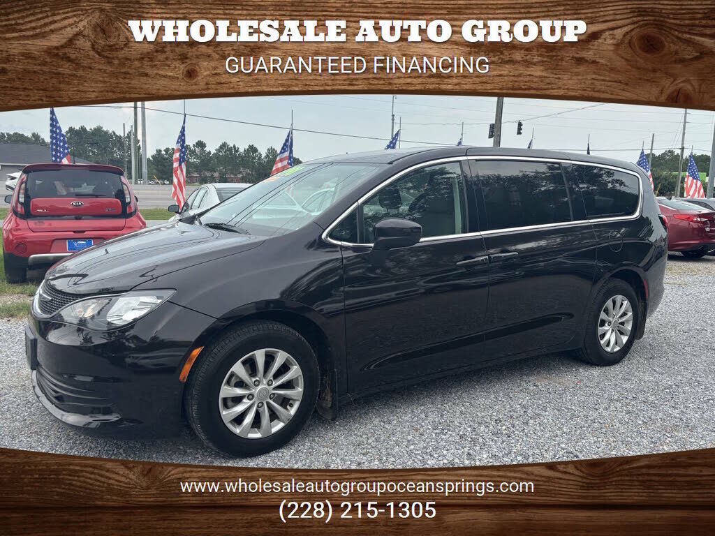 2017 CHRYSLER Pacifica