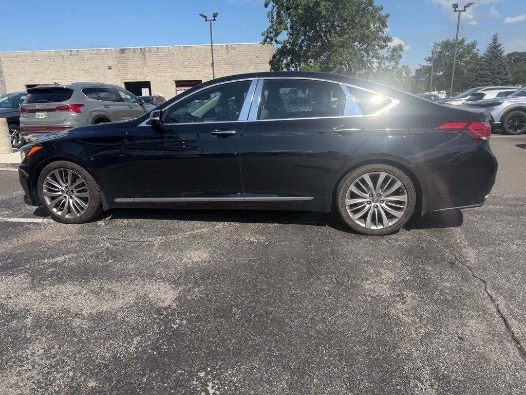 2017 GENESIS G80