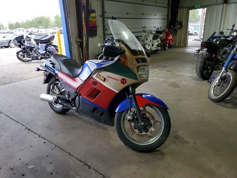 2001 KAWASAKI CONCOURS