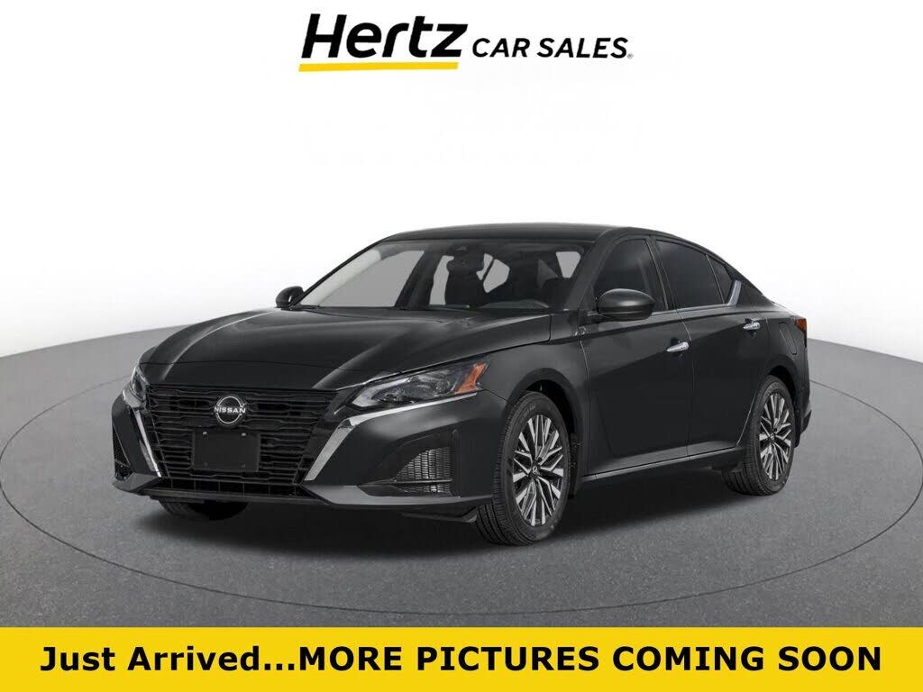 2025 NISSAN Altima