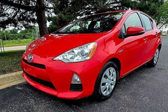 2014 TOYOTA Prius