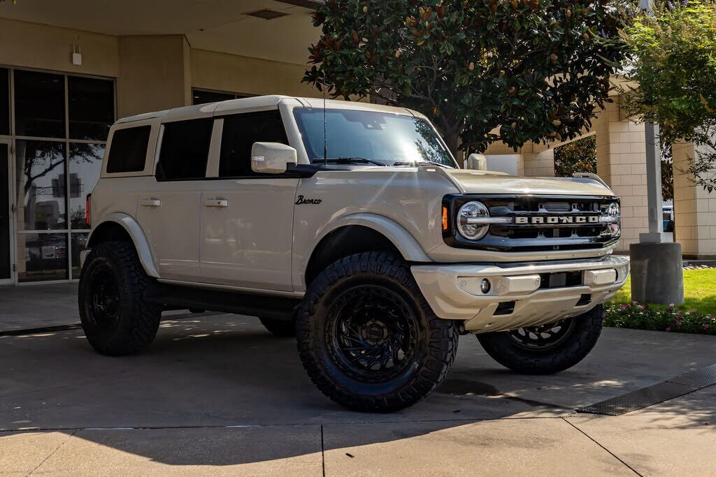 2025 FORD Bronco