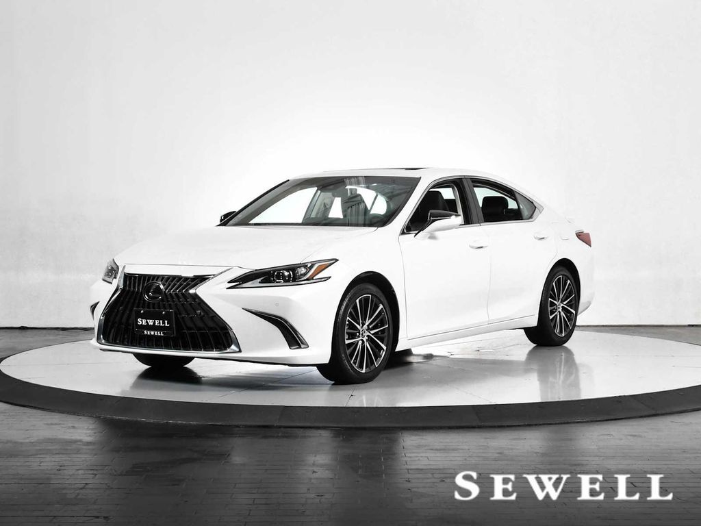 2024 LEXUS ES