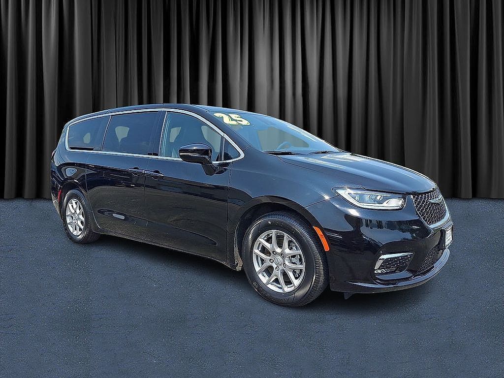 2025 CHRYSLER Pacifica
