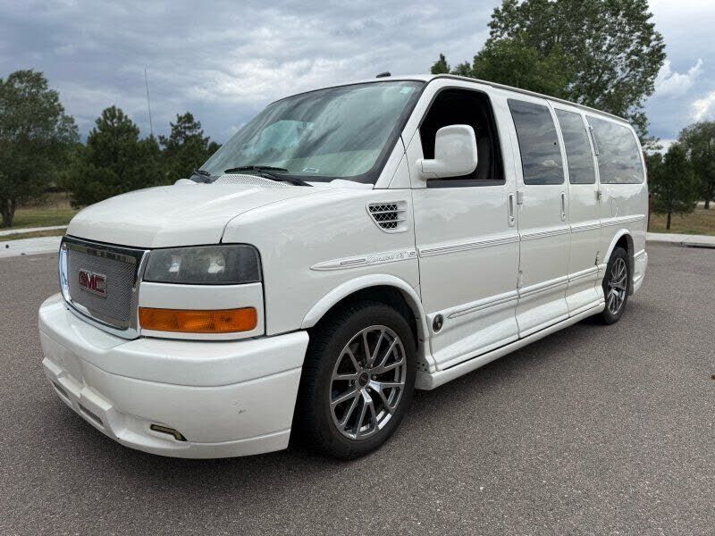 2014 GMC Savana