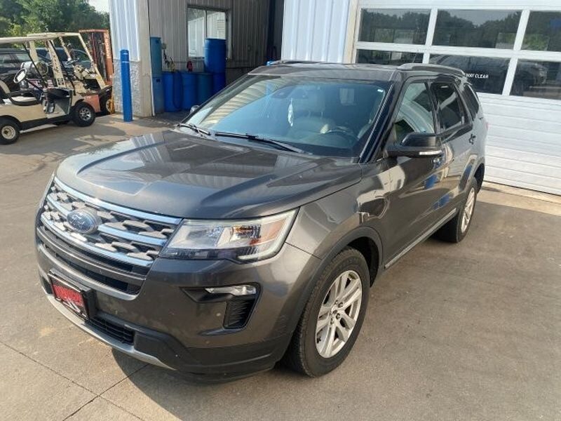 2018 FORD Explorer
