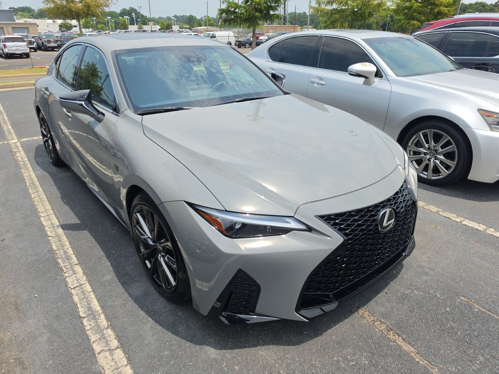 2025 LEXUS IS