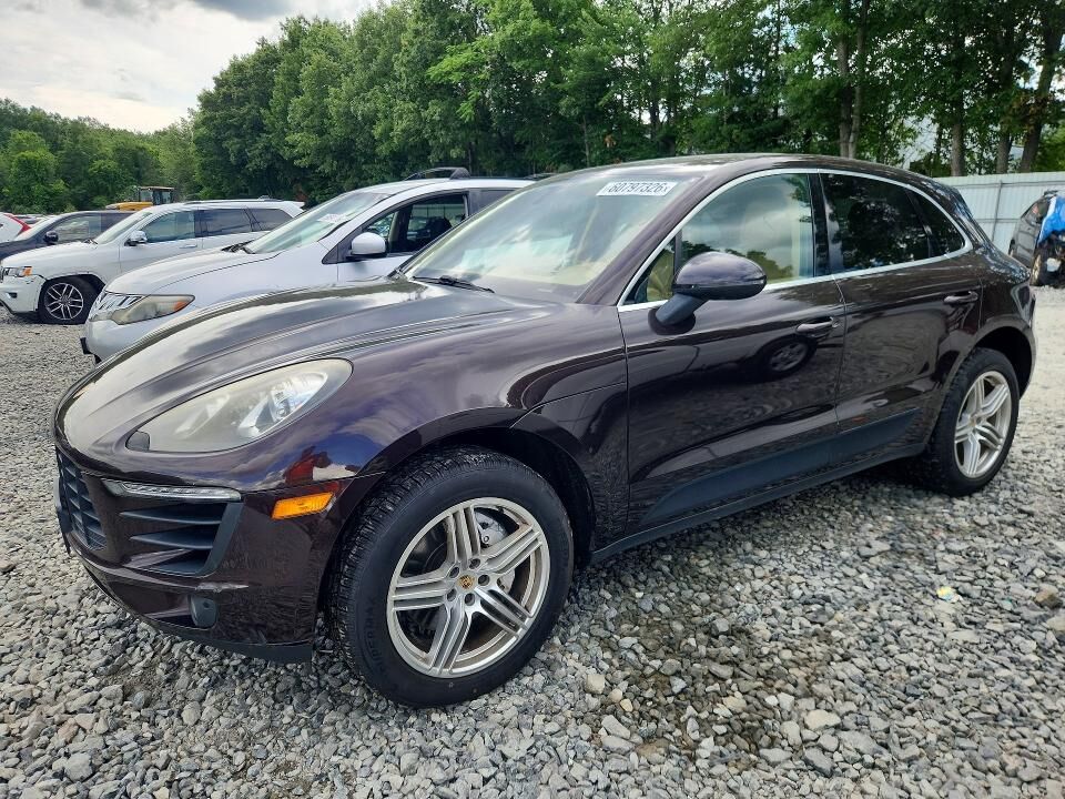 2015 PORSCHE Macan