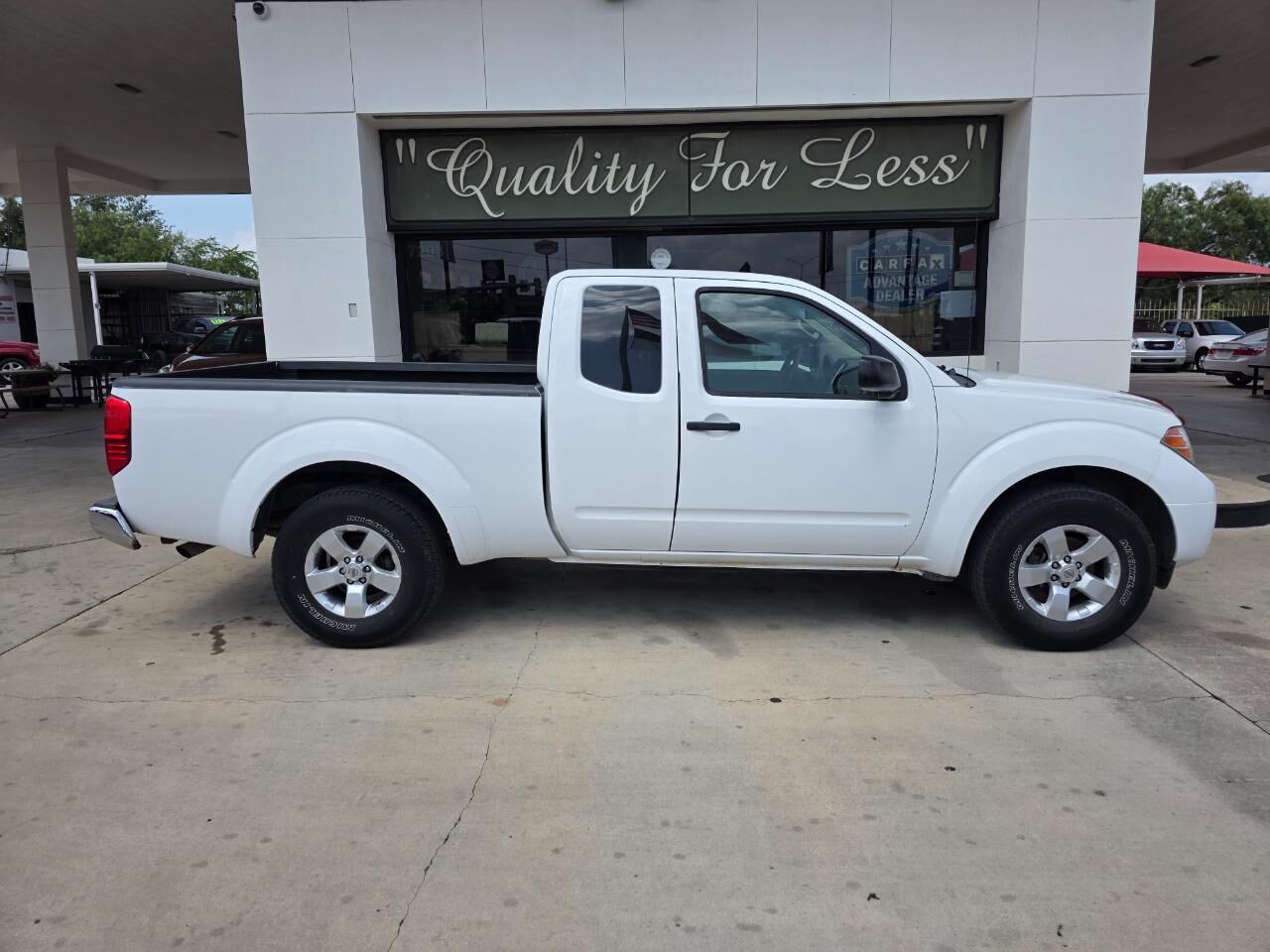 2017 NISSAN Frontier