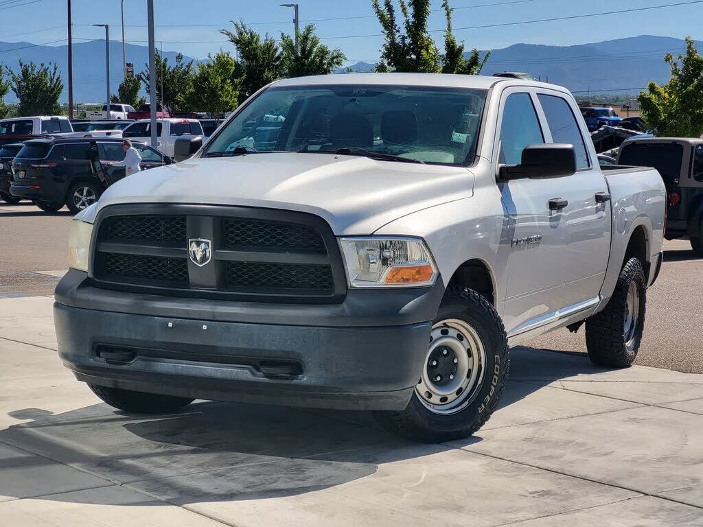 2012 DODGE Ram