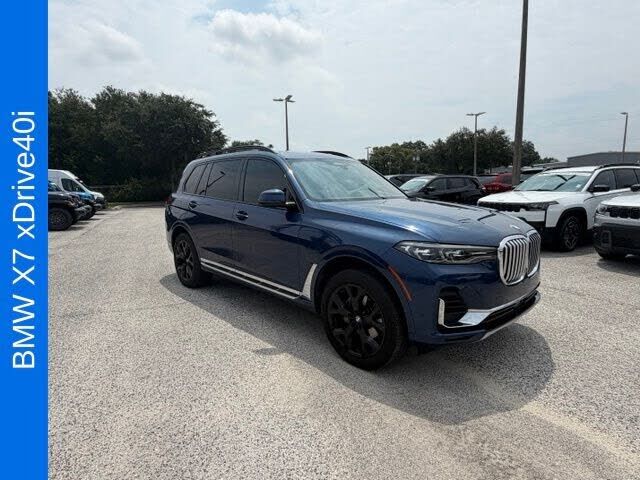 2022 BMW X7