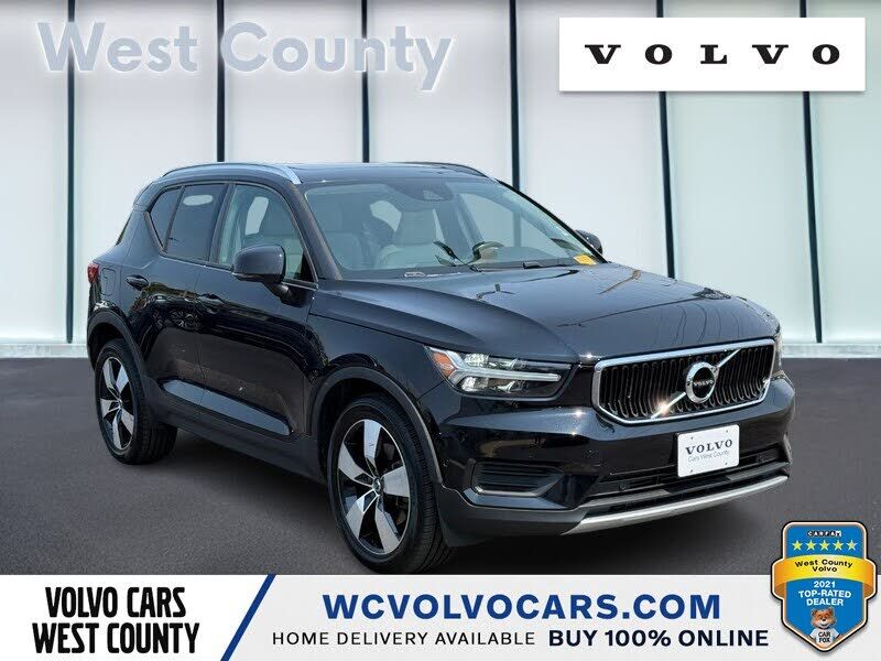 2019 VOLVO XC40