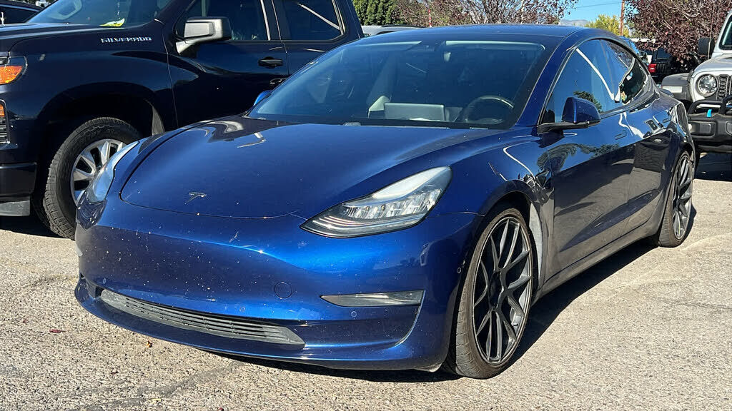 2020 TESLA Model 3