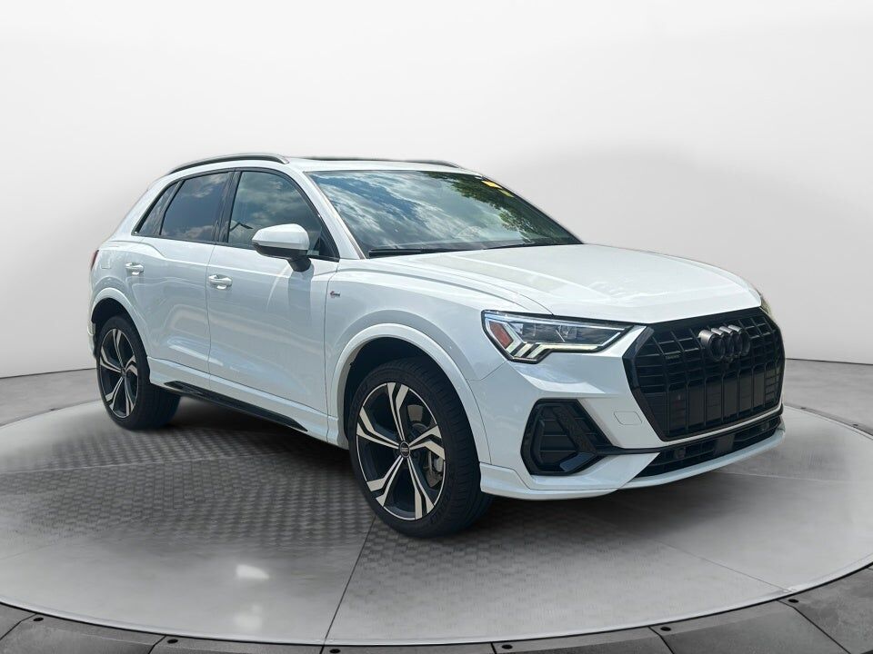 2023 AUDI Q3