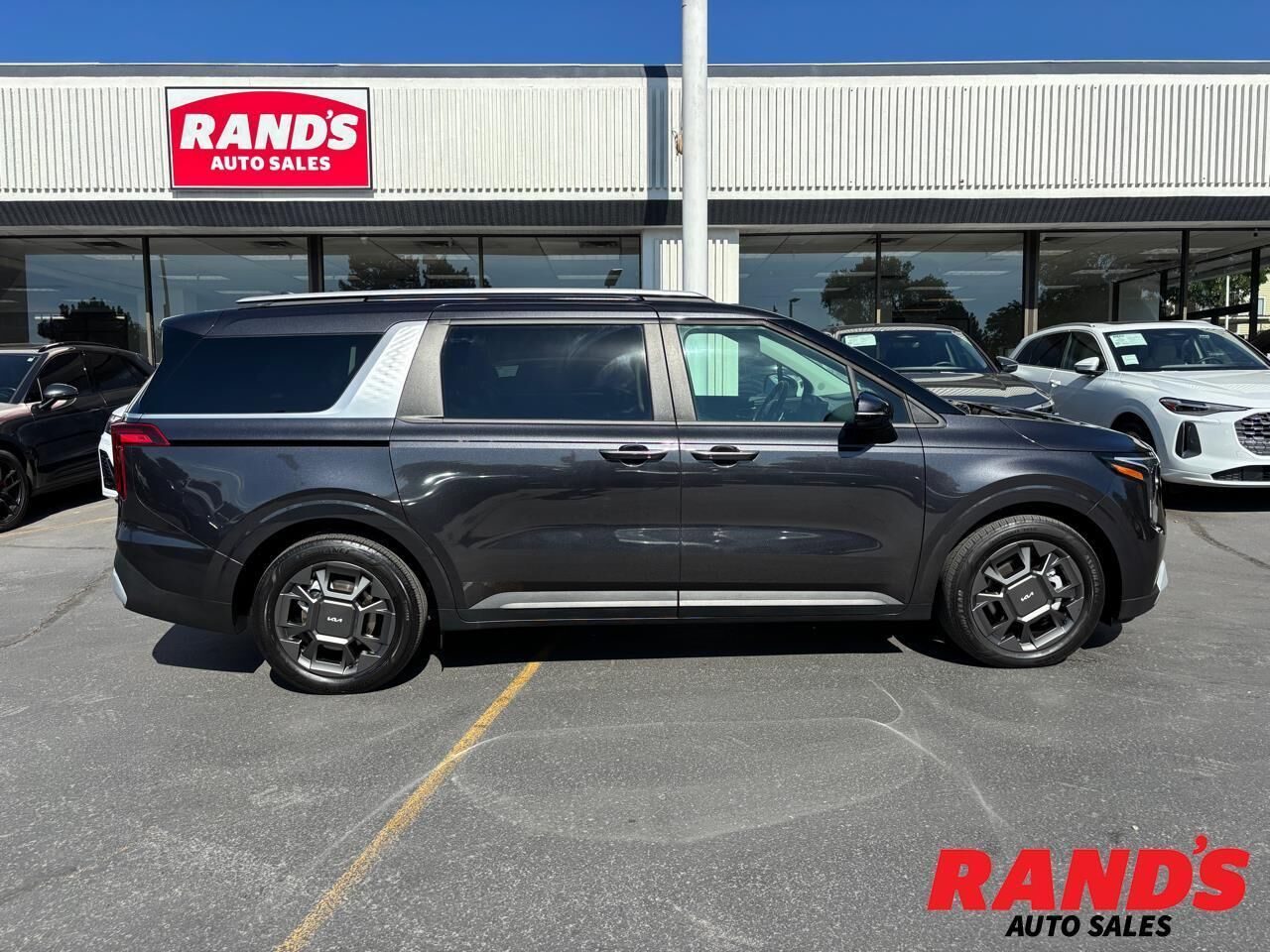 2025 KIA Carnival
