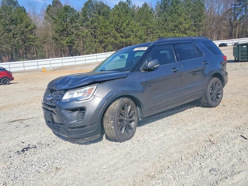 2018 FORD Explorer