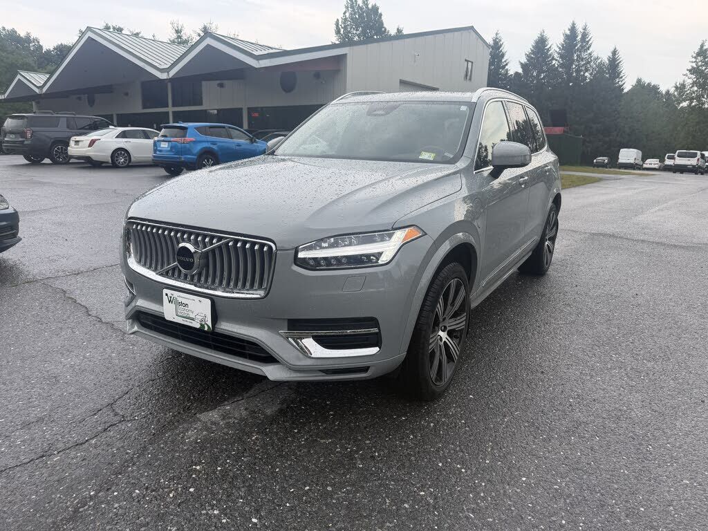 2024 VOLVO XC90