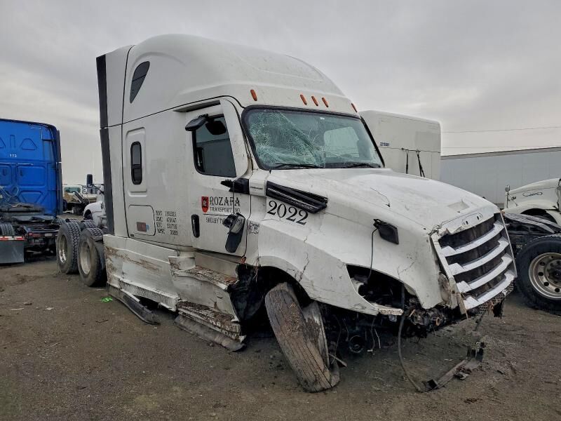 2023 FREIGHTLINER Cascadia