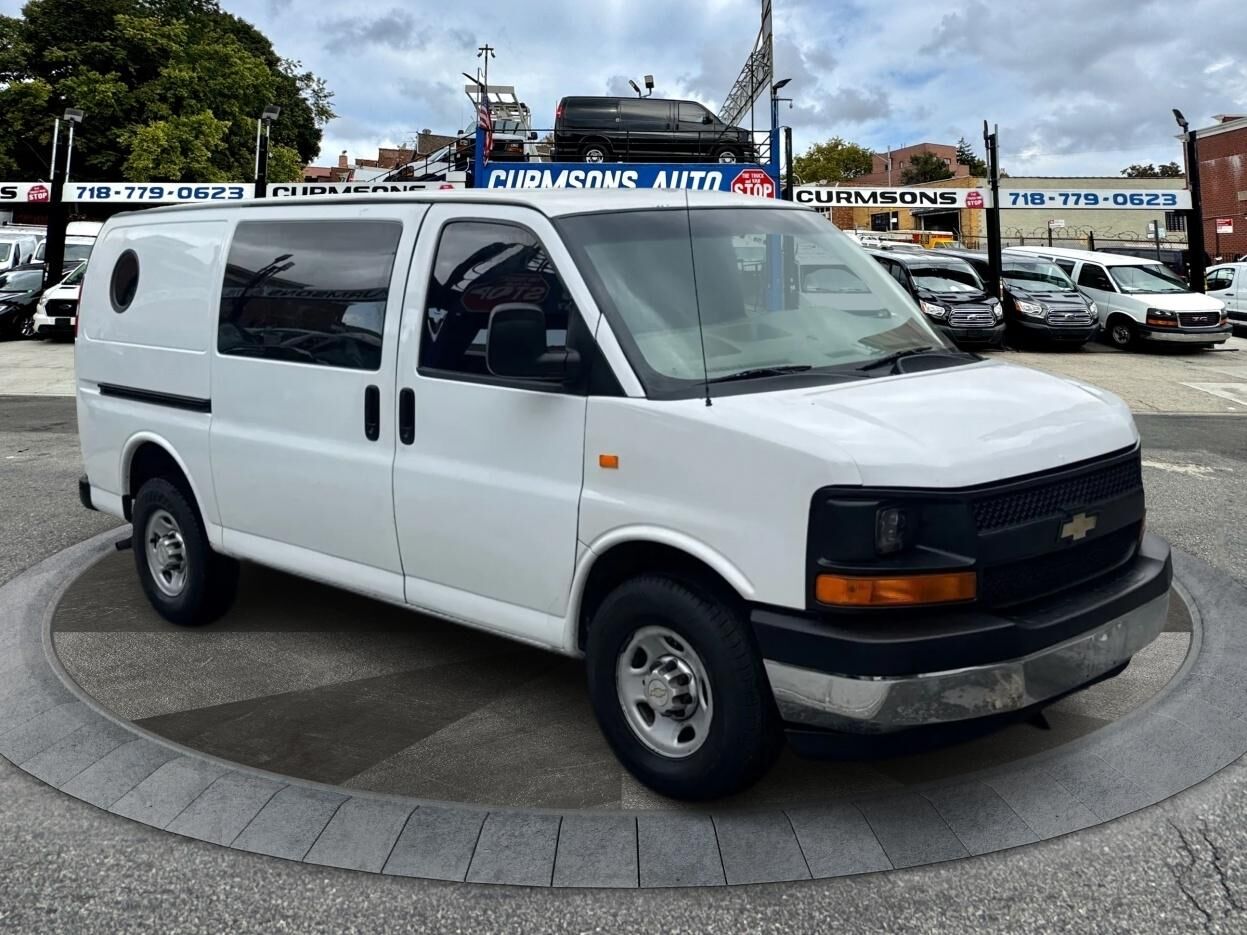 2011 CHEVROLET Express