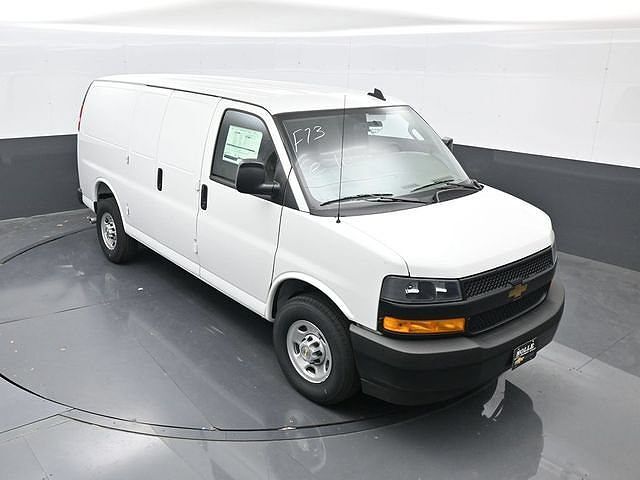 2025 CHEVROLET Express