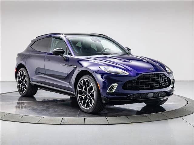 2022 ASTON MARTIN DBX