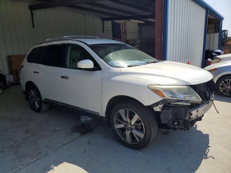 2013 NISSAN Pathfinder