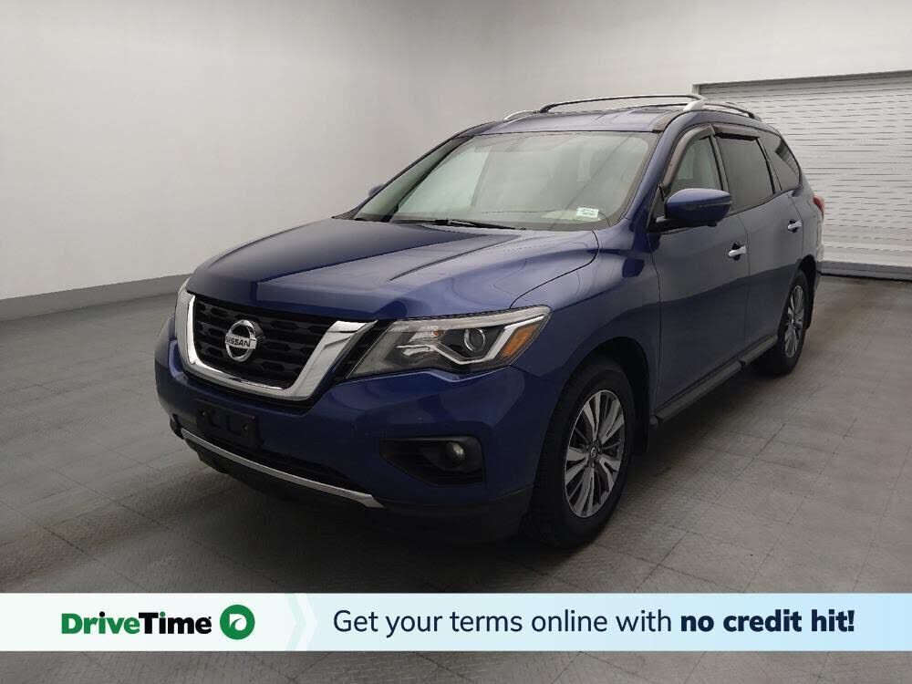2017 NISSAN Pathfinder