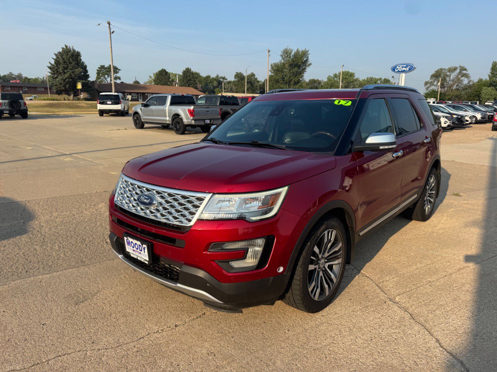 2017 FORD Explorer
