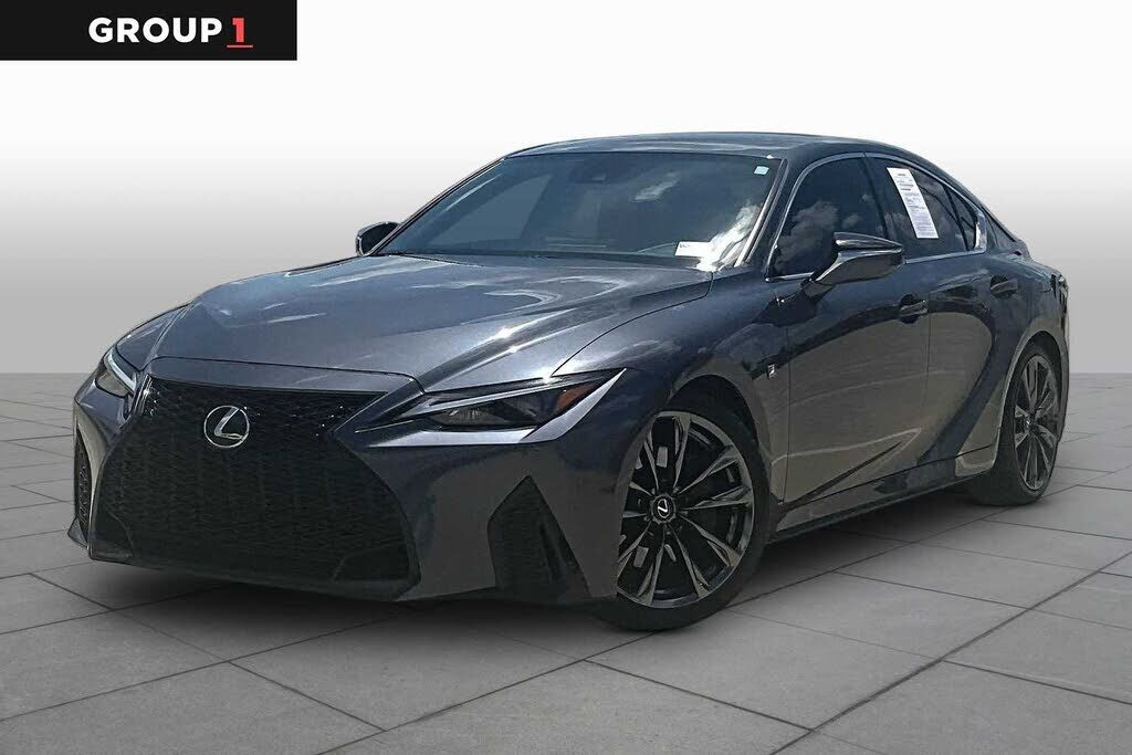 2022 LEXUS IS