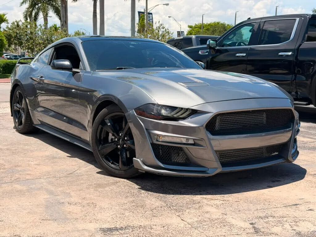 2021 FORD Mustang