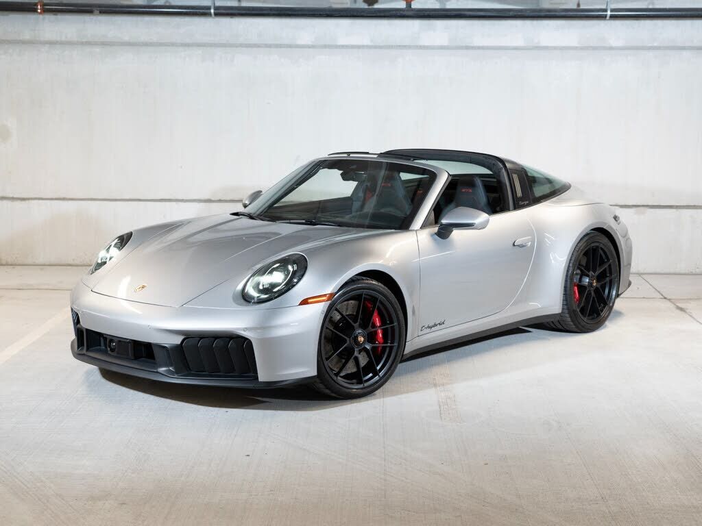 2026 PORSCHE 911