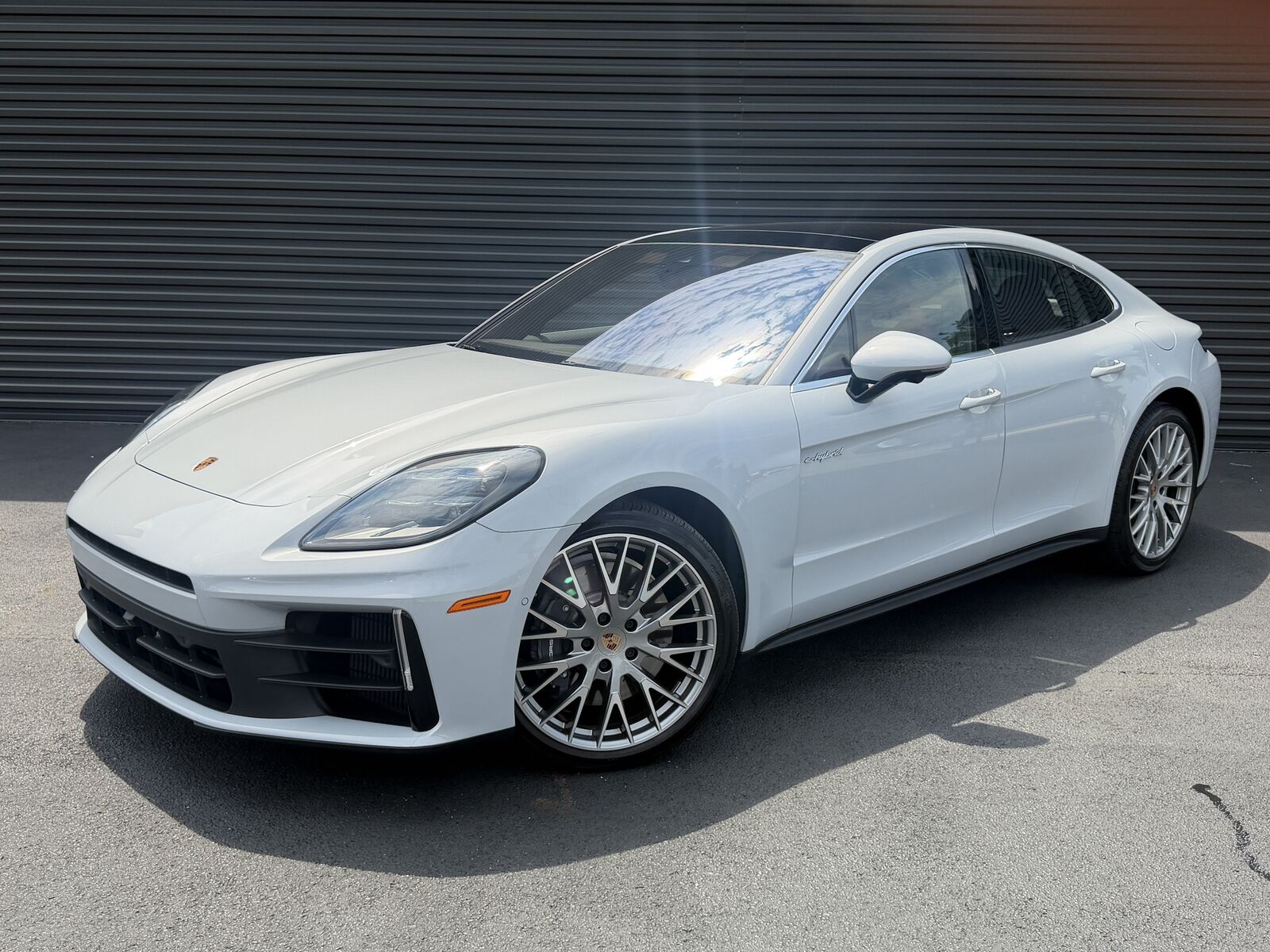 2026 PORSCHE Panamera