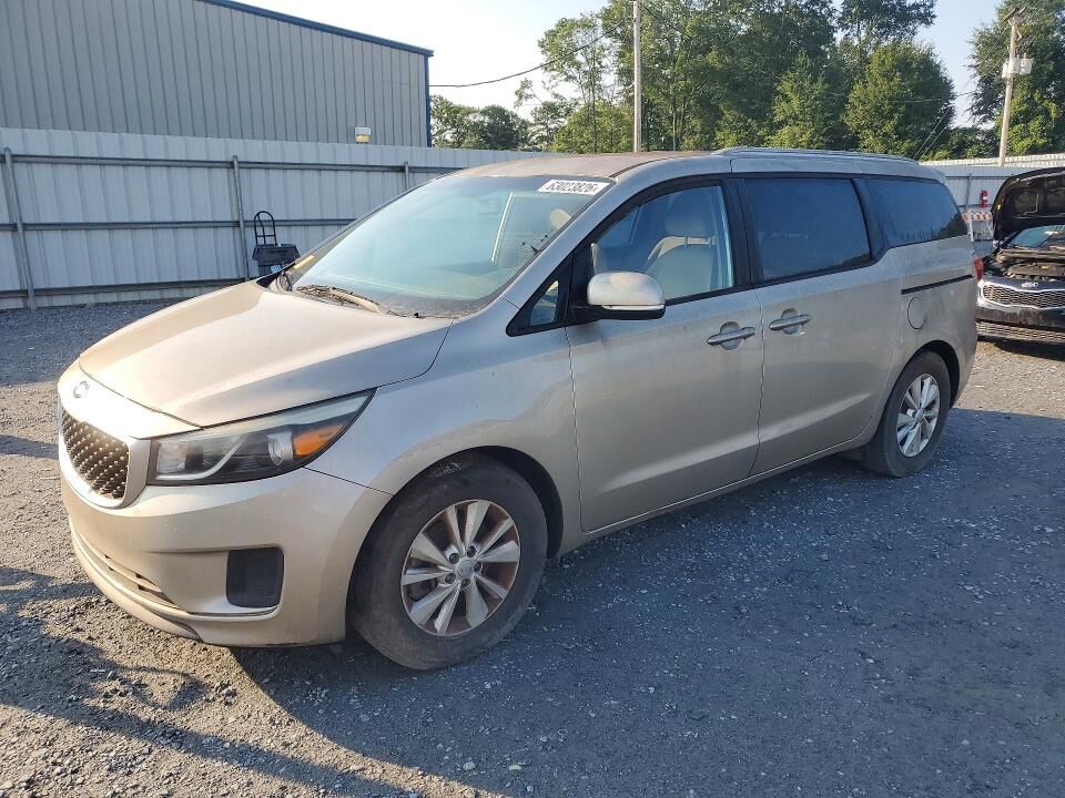 2016 KIA Sedona
