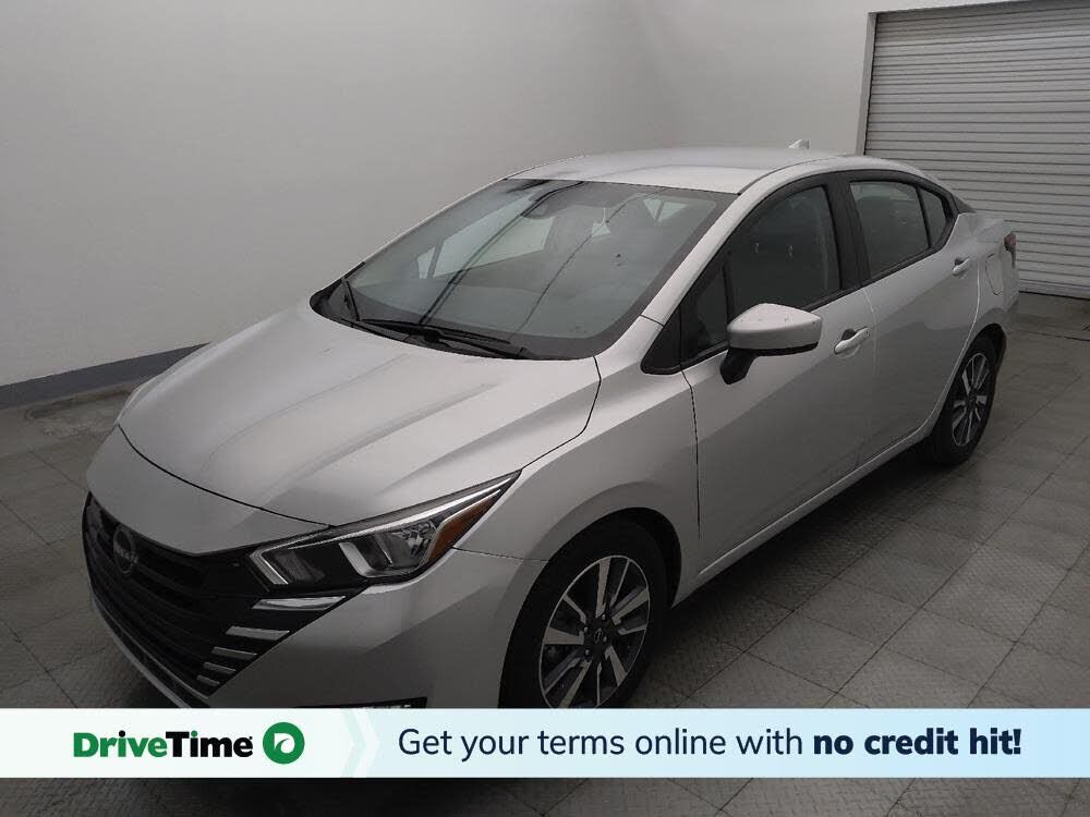 2023 NISSAN Versa