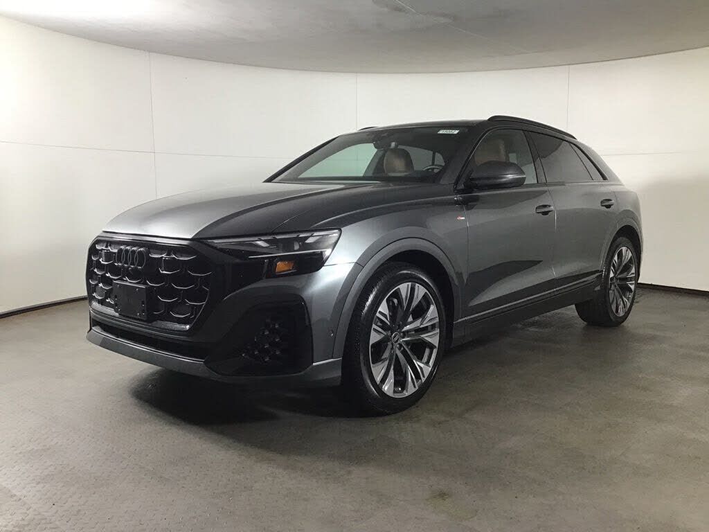 2026 AUDI Q8