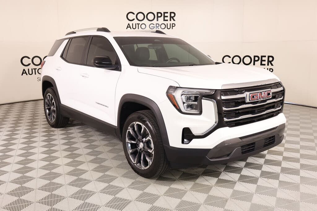 2025 GMC Terrain