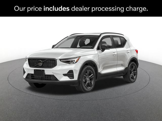 2026 VOLVO XC40