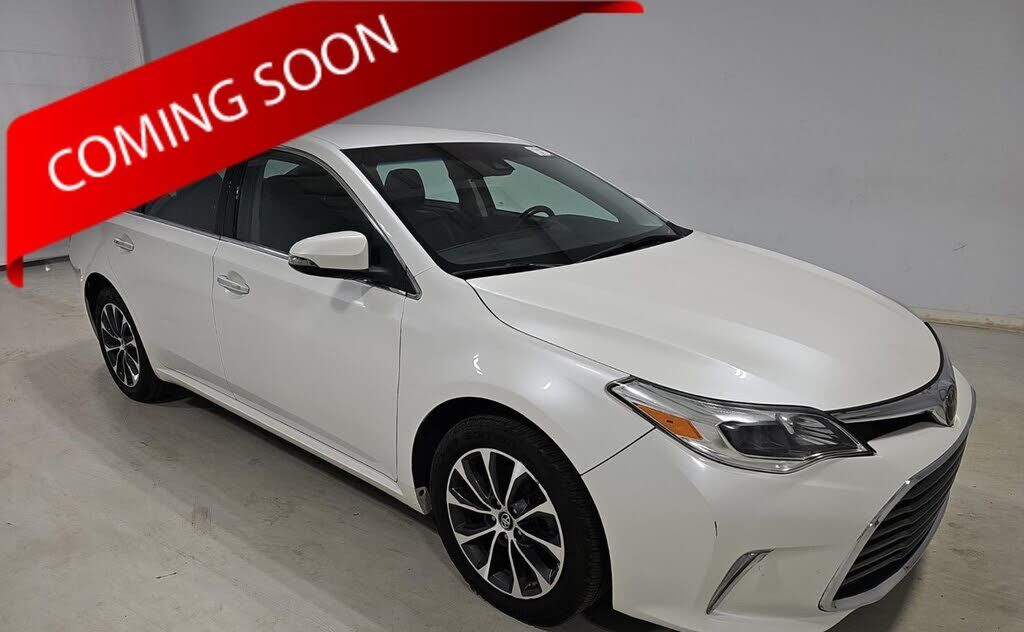 2018 TOYOTA Avalon