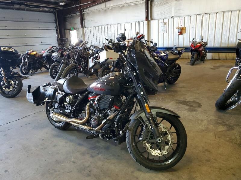 2026 HARLEY-DAVIDSON CVO Street Glide