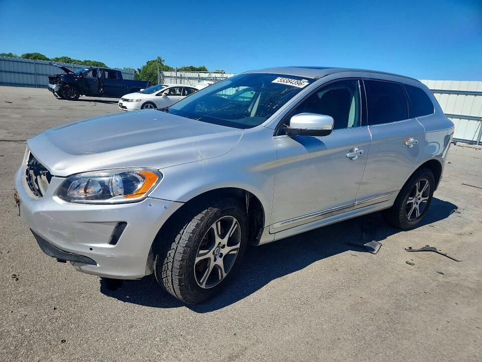 2014 VOLVO XC60