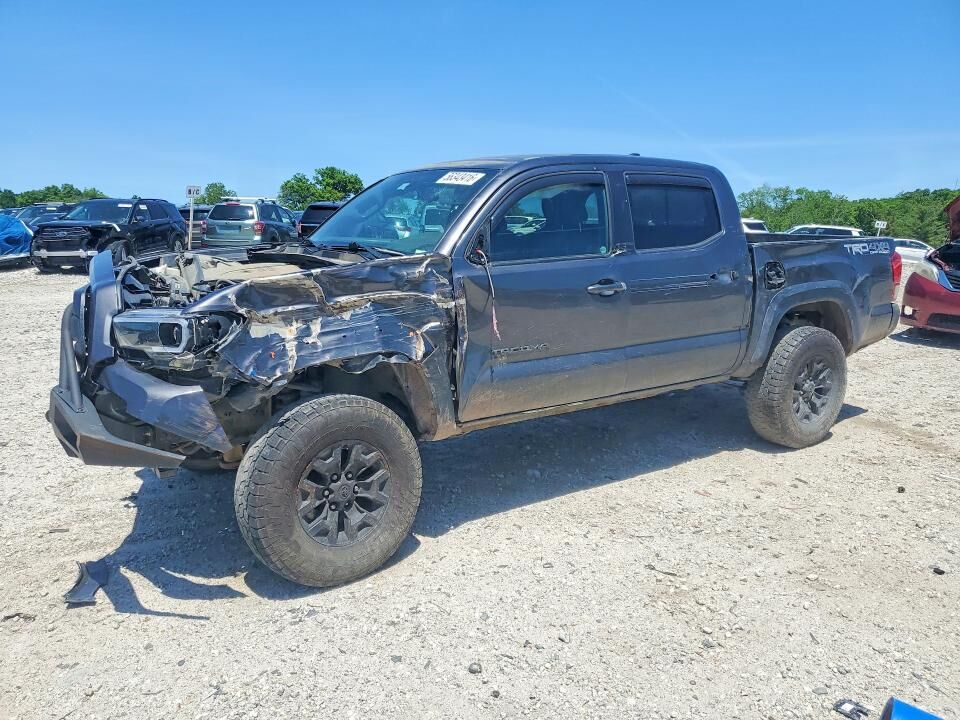 2017 TOYOTA Tacoma